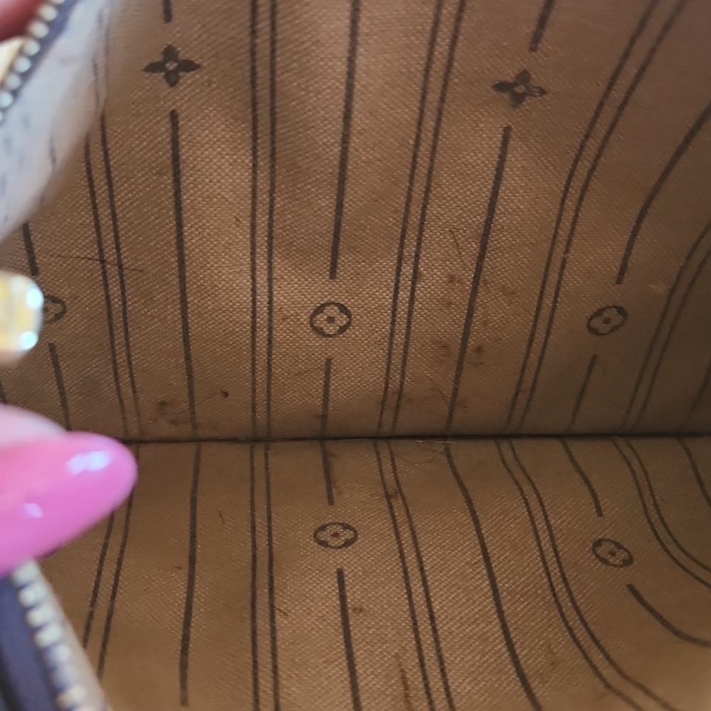 🌹LOUIS VUITTON BAG🌹 - Picture 8 of 9